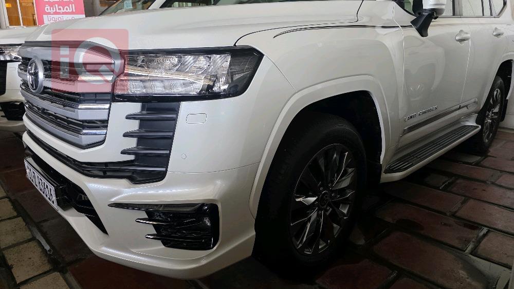 تويوتا لاندكروزر